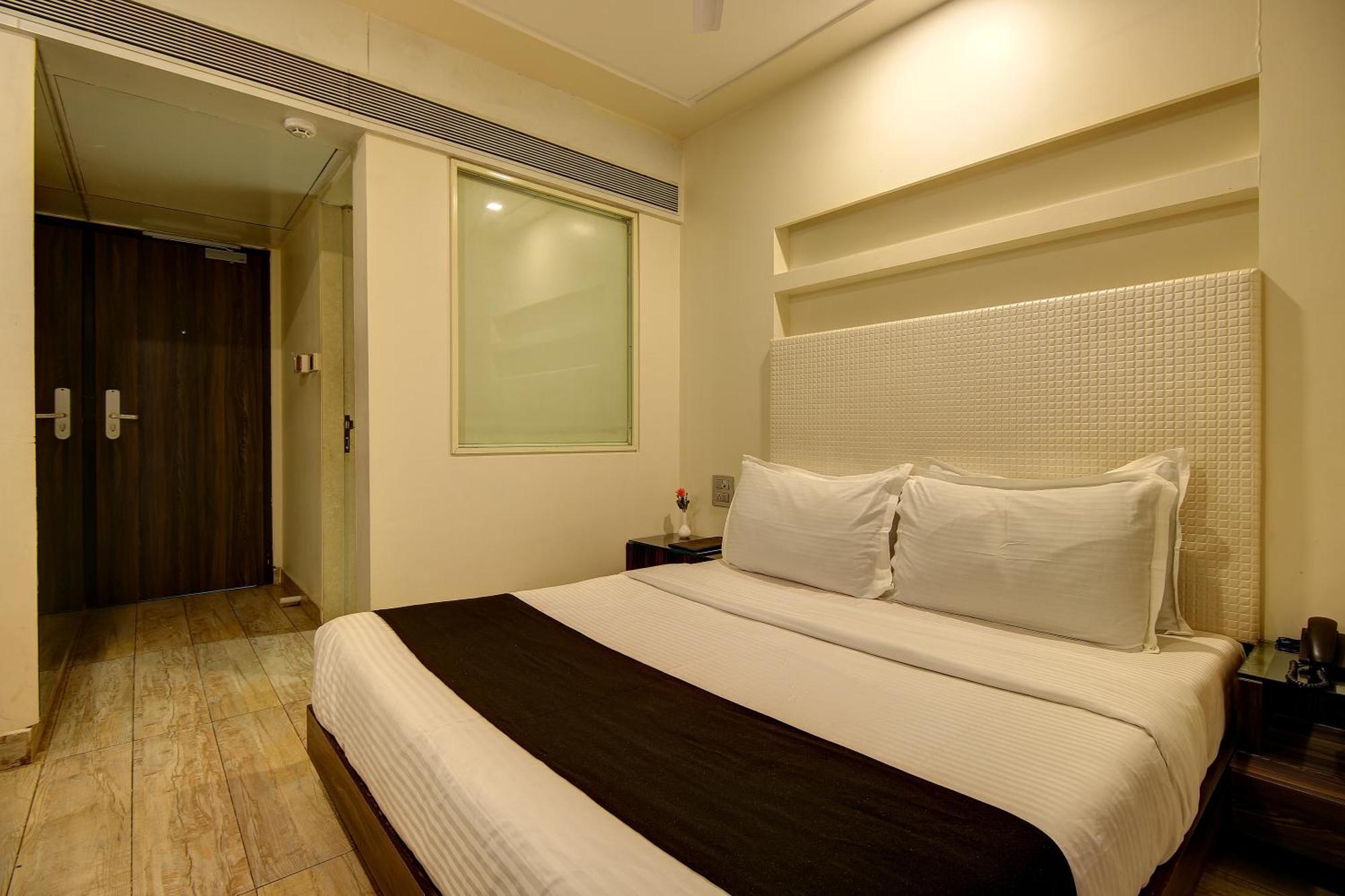 Hotel Mumbai House Juhu, Santacruz West, Mumbai Zimmer foto